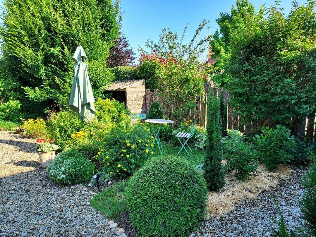 A 5 Min De Beaune, Logement Tout Confort Au Calme Combertault Exterior photo